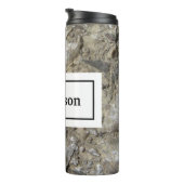 名前とモノグラムの化石の石灰岩 タンブラー (回転右)