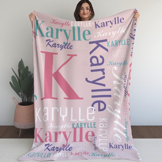 名前とモノグラムクラウドワードアートブランケット女の子 フリースブランケット
