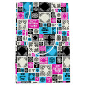 名前と人間関係の追加誕生日マゼンタとブルー ミディアムペーパーバッグ (正面)