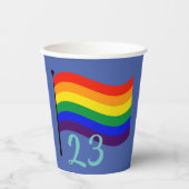 名前と写真が入る虹色のゲイ誕生日カード 紙コップ (正面)
