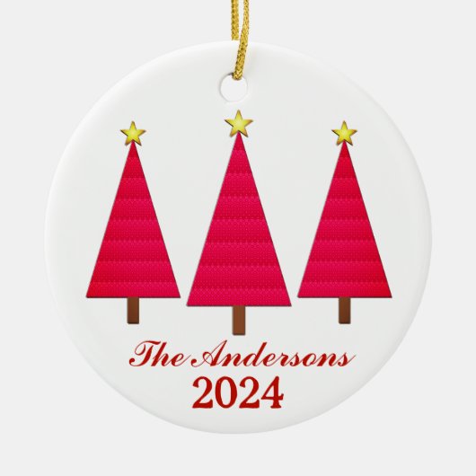 名前と年をカスタマイズできる赤いクリスマスツリー セラミックオーナメント (正面)