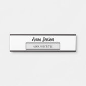 名前と役職のタイトルをこのビジネスに追加 サインプレート (正面)