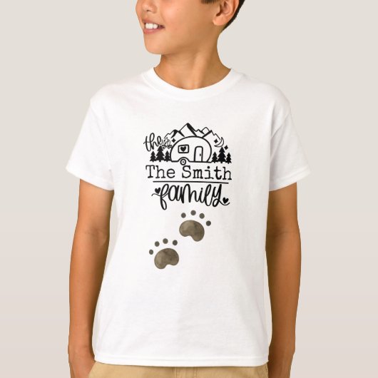 名前と手でキャンピングファミリー Tシャツ (正面)