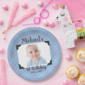 名前と日付の付いたBlue Plaid 1st誕生日の写真 ペーパープレート (パーティー)