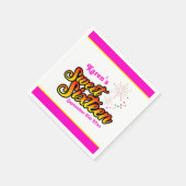 名前と日付ピンクと黄色のSweet sixteen スタンダードカクテルナプキン (角)