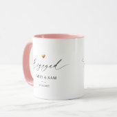 名前と日付入りペアマグカップ "Engaged" マグカップ (正面左)