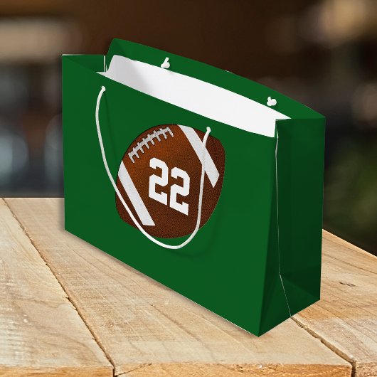 名前と番号を持つサッカーフィールド抱き枕 ラージペーパーバッグ