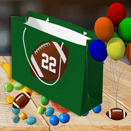 名前と番号を持つサッカーフィールド抱き枕 ラージペーパーバッグ