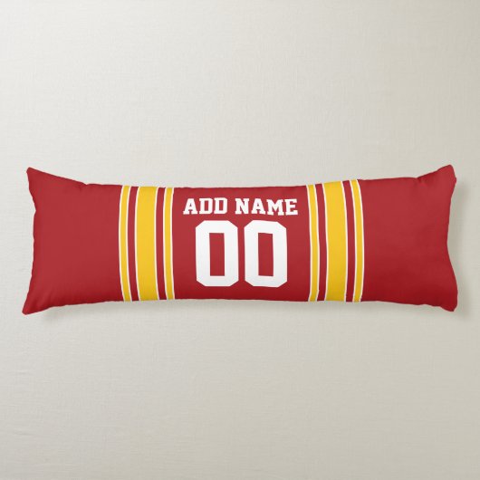 名前と番号を持つスポーティチームジャージー ボディピロー (正面)