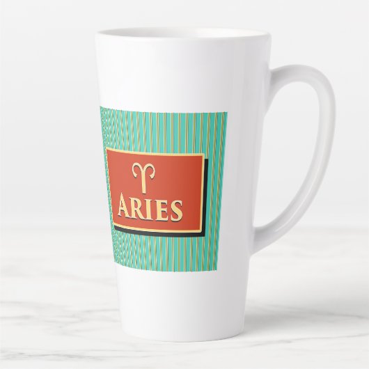 名前と〔占星術の〕十二宮図のサインBarbara Aries カフェラテマグ (右)