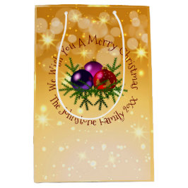 名前に一致するクリスマスを金ゴールド中ギフトバに追加 ミディアムペーパーバッグ