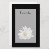 名前のエレガントな白いデイジーの花 便箋 (正面/裏面)