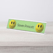 名前のスマイルの顔のゴルフ・ボール デスクネームプレート (正面)