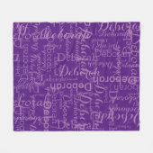 名前のタイポグラフィパターンを紫色で作成 フリースブランケット (正面(横))