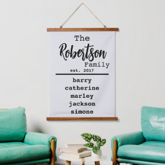 名前のパーソナライズされたファミリリストTypewriterフォント 吊り下げ型タペストリー