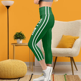 名前のパーソナライズカスタムホワイトフォレストグリーンキャットママ カプリレギンス