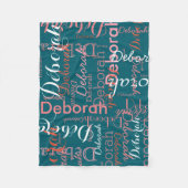 名前のフェミニンタイポグラフィピンクをティール(緑がかった色) フリースブランケット (正面)