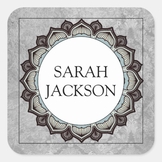 名前のモノグラム 装飾的な 花柄の縁 グレー スクエアシール (正面)