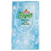 名前の一致するメリークリスマスブルー小さいギフトを追加 スモールペーパーバッグ (正面)