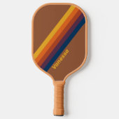 名前の付いたストライプ焼き粘土の ピックルボールラケット (裏面)