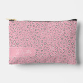 名前の付いたピンク色のヒョウ柄 アクセサリーポーチ (正面)