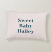 名前の付いた幾何学的な花 アクセントクッション (裏面)