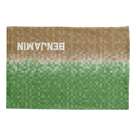 名前の付いた緑と茶色のピクセルデザイン 枕カバー (裏面)