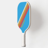 名前の付いた色あせストライプのたサーフブルー ピックルボールラケット (左)