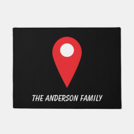 名前の付いた黒いマットの赤い位置アイコン ドアマット