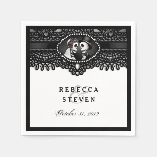 名前の付いた黒結婚と白のレースのスケルトン スタンダードカクテルナプキン (正面)