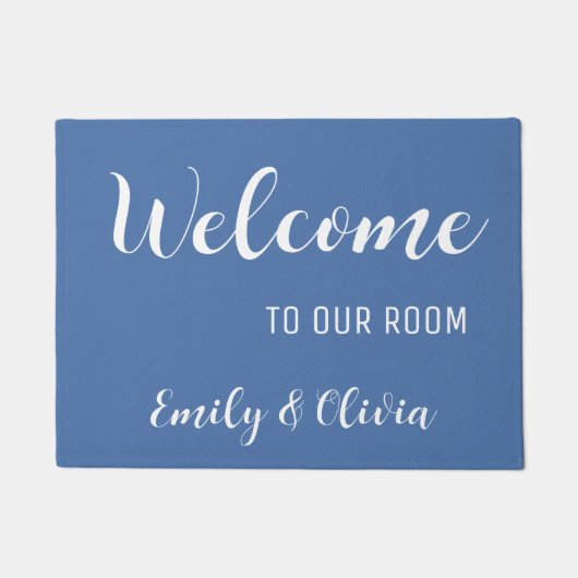 名前の付いたDormルームフォーマット ドアマット (正面)