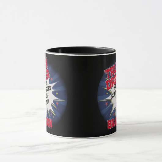 名前の変更文字、トラックドライバーすべてのスーパーヒーローではない マグカップ (中央)