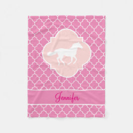 名前の白馬のシルエットのピンクのクローバー フリースブランケット