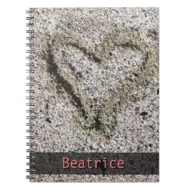名前の砂の写真のロマンチックなハート ノートブック