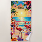 名前の追加トロピカルフラワーズ&フラミンゴ ビーチタオル (正面)