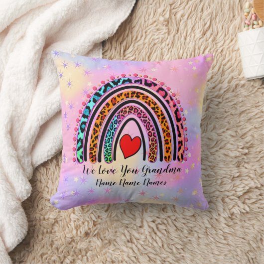 名前の追加文字おばあちゃんハートボホレインボーヒョウ クッション (ブランケット)
