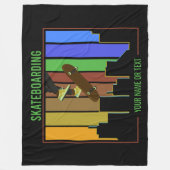 名前の追加文字スケートボード上の都市シーン フリースブランケット (正面)
