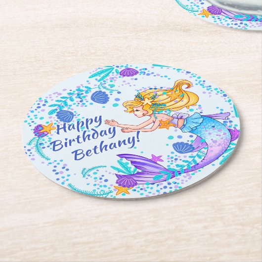 名前の追加文字ブロンドMermaid Blue Mauve Aquaパーティー ラウンドペーパーコースター (アングル)