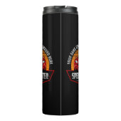 名前の追加文字赤いカスタムスピードマスター タンブラー (裏面)