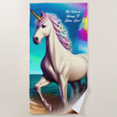 名前の追加文字、海のUnicorn歩く ビーチタオル (正面)