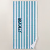 名前の追加文字、青い緑の白ストライプ色 ビーチタオル (正面)