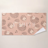 名前の追加 | 可愛モダンいハリネズミ柄 バスタオル (バスタオル)