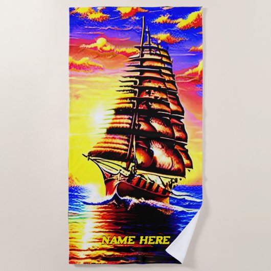 名前の追加、様式化された抽象芸術海賊帆船 ビーチタオル (正面)