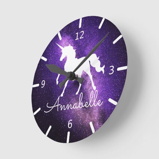名前の追加/美しいユニコーンパープル宇宙 ラウンド壁時計 (傾斜)