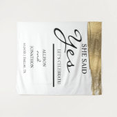 名前の追加She言ったYes金ゴールドグリッター婚約タップ タペストリー (正面(横))