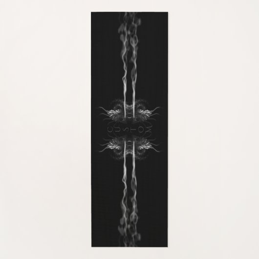 名前またはモノグラムの黒いドラゴンスモーク ヨガマット (正面)