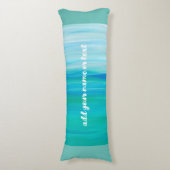 名前または文字海の青い水色を追加するストライプ ボディピロー (正面縦)