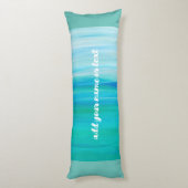名前または文字海の青い水色を追加するストライプ ボディピロー (裏面 (縦))
