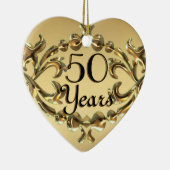 名前をオーナメント記念日の金ゴールドのハートの50年の加えて下さい セラミックオーナメント (右)
