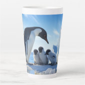 名前をカスタムするかわいいペンギン カフェラテマグ (正面)